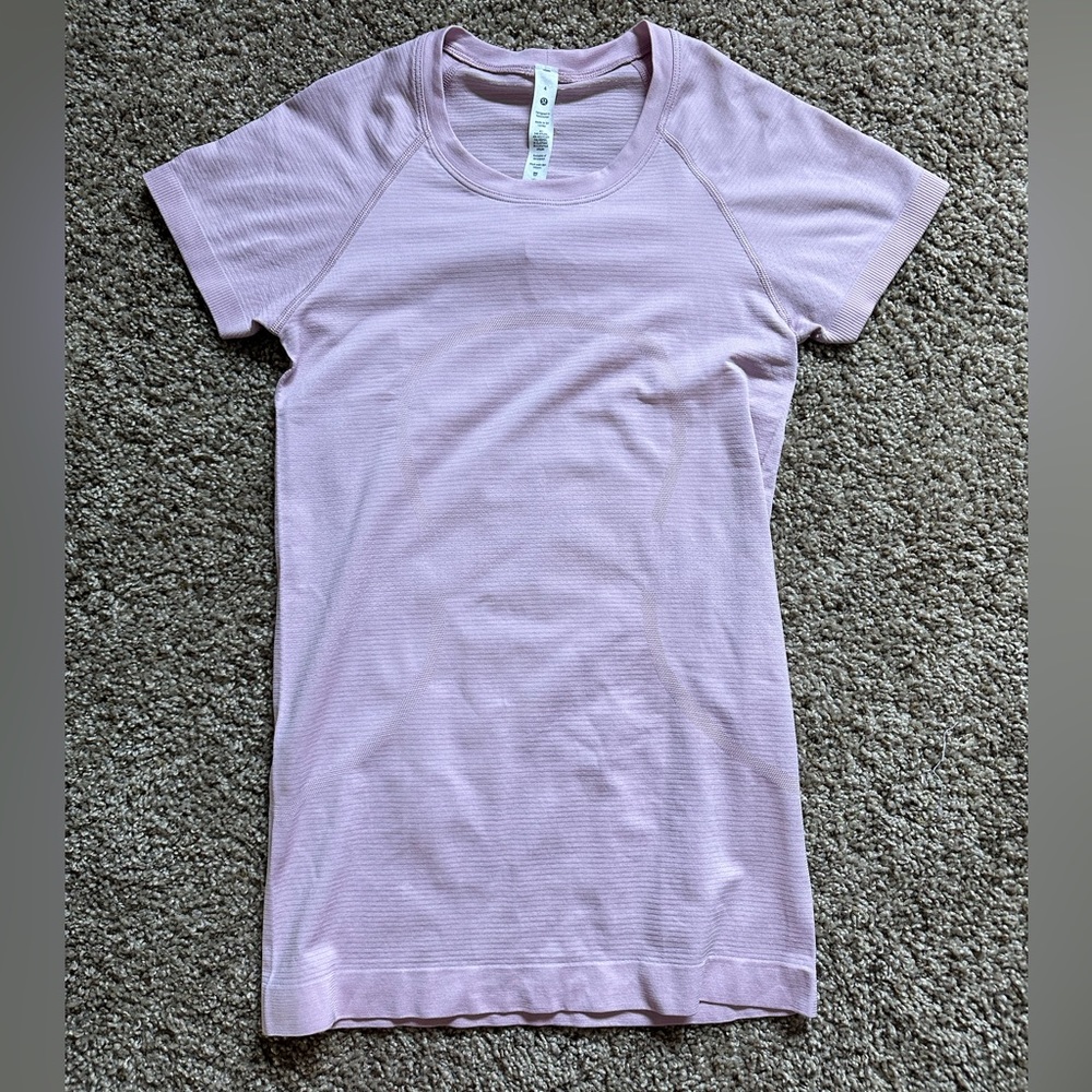 meadowsweet pink swiftly tech short sleeve 2.0